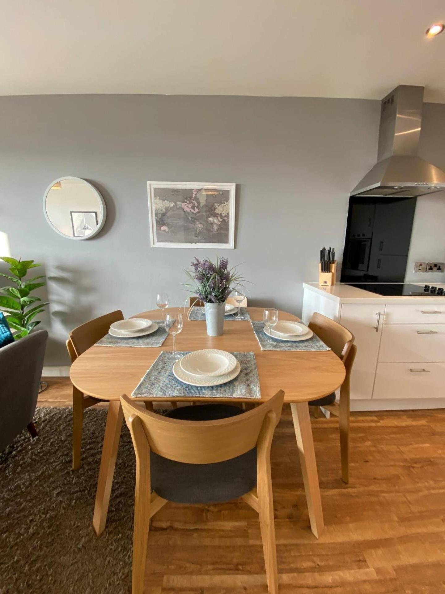 Stunning Mersey View Flat W Parking In ليفربول المظهر الخارجي الصورة